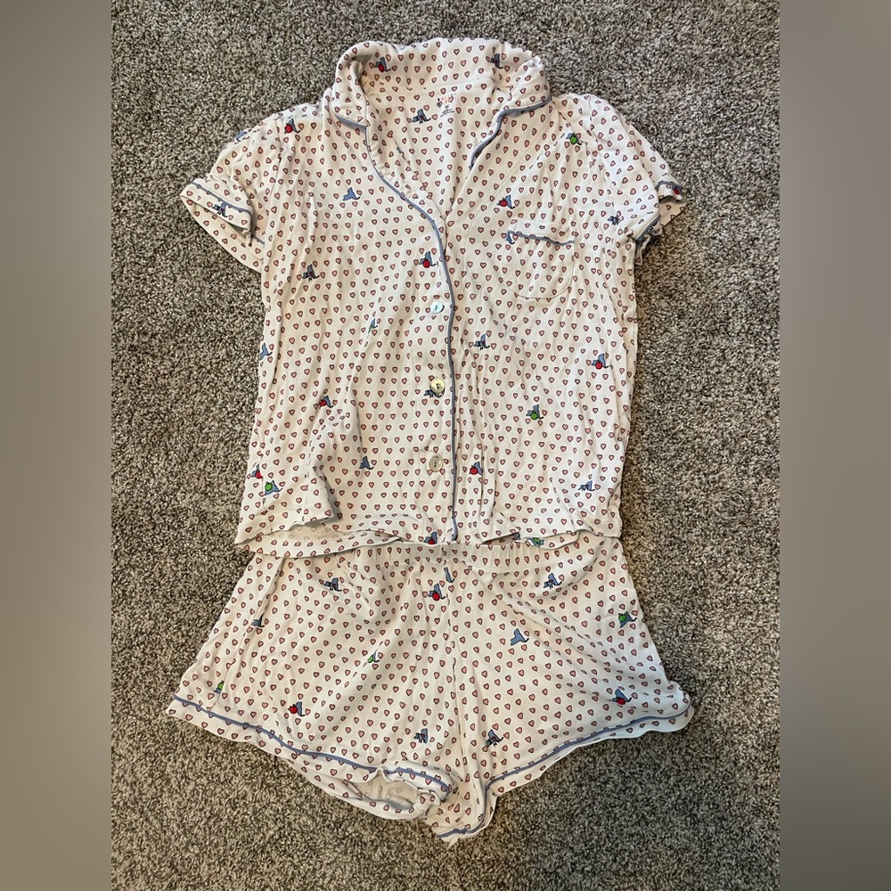 Roller Rabbit New York State Heart Pajamas Size M